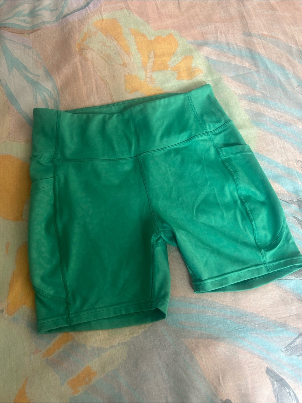 Nicole Miller Sport • Green Leopard Print Bike Shorts
